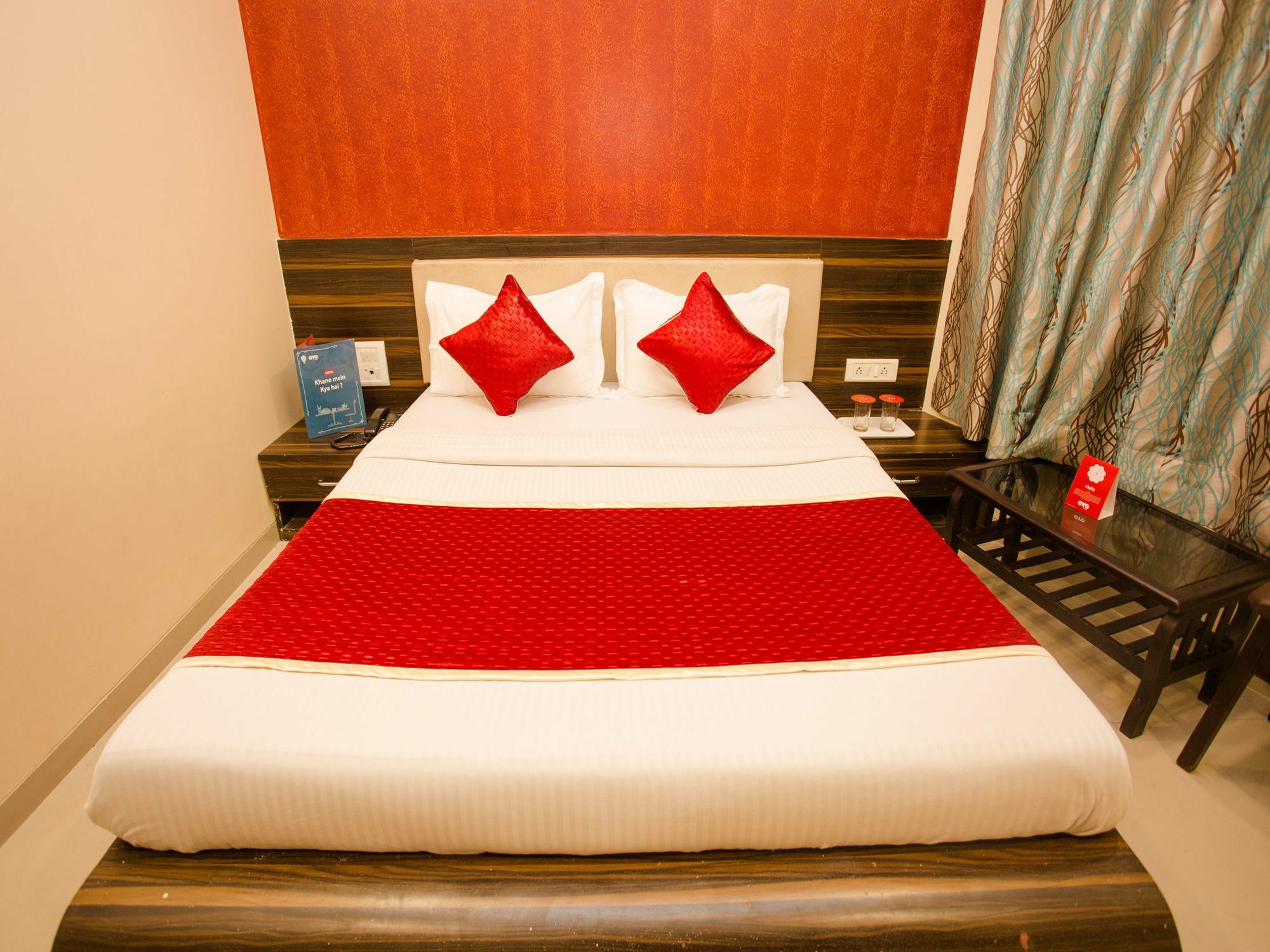 Hotel Adore Palace Mumbai Bagian luar foto